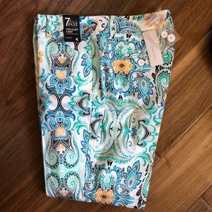 New York & Company • Stylish Paisley Summer Capris